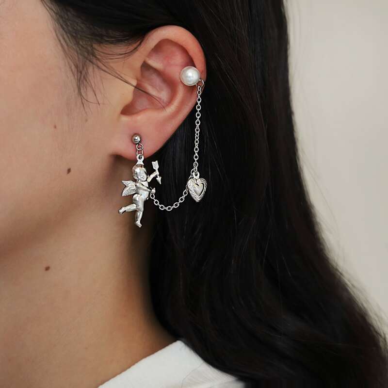 

1pc Angel & Heart Chain Ear Cuff, Gold