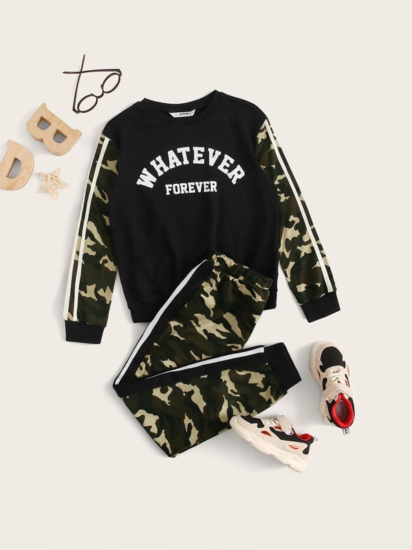 

Girls Slogan Graphic Striped Side Camo Pullover & Joggers Set, Multicolor