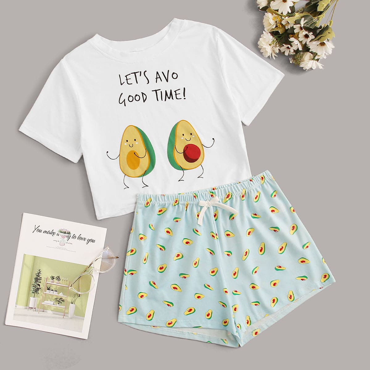 

Letter & Avocado Print PJ Set, Multicolor