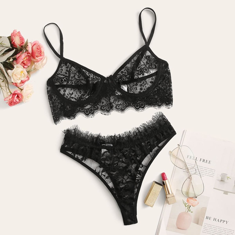 

Floral Lace Underwire Lingerie Set, Black