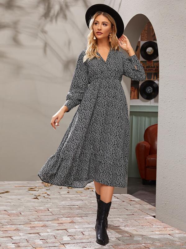 

Ditsy Floral Ruffle Hem Swing A-line Dress, Black and white, Nathane