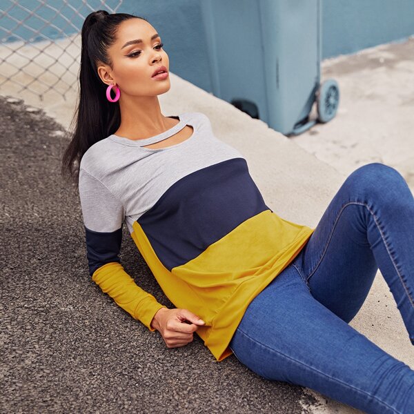 

Colorblock Cut Out Front Top, Multicolor