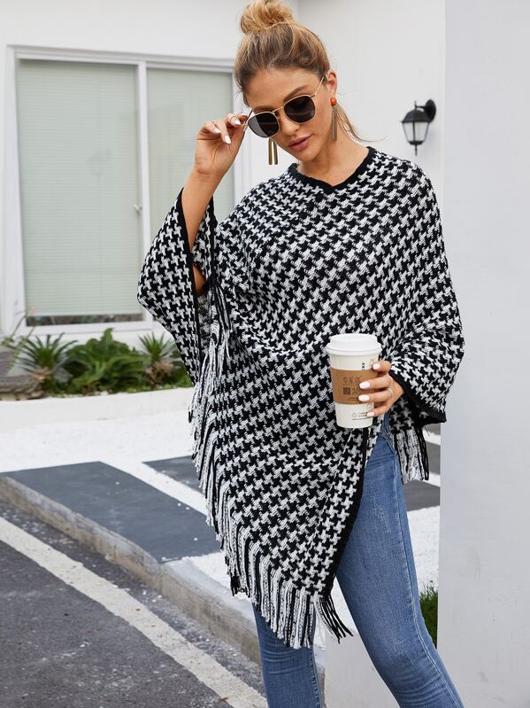 

Houndstooth Pattern Fringe Hem Poncho Sweater, Black and white