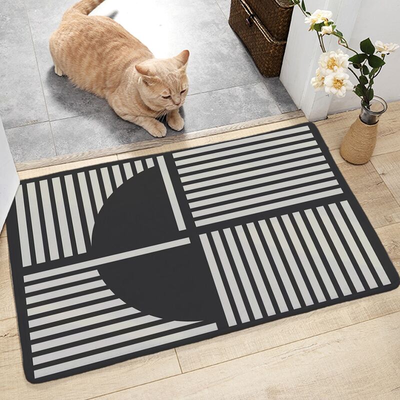 

Geometric Stripe Pattern Floor Mat, Black and white