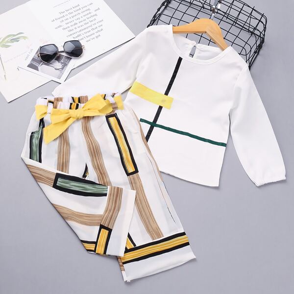

Toddler Girls Geo Print Blouse With Belted Culottes, Multicolor
