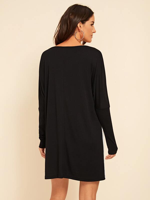 Vestido camiseta con costura de lentejuelas en contraste Vestido camiseta con costura de lentejuelas en contraste