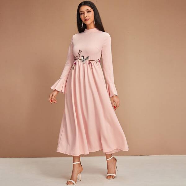 

Bell Sleeve Floral Applique Dress, Pink pastel