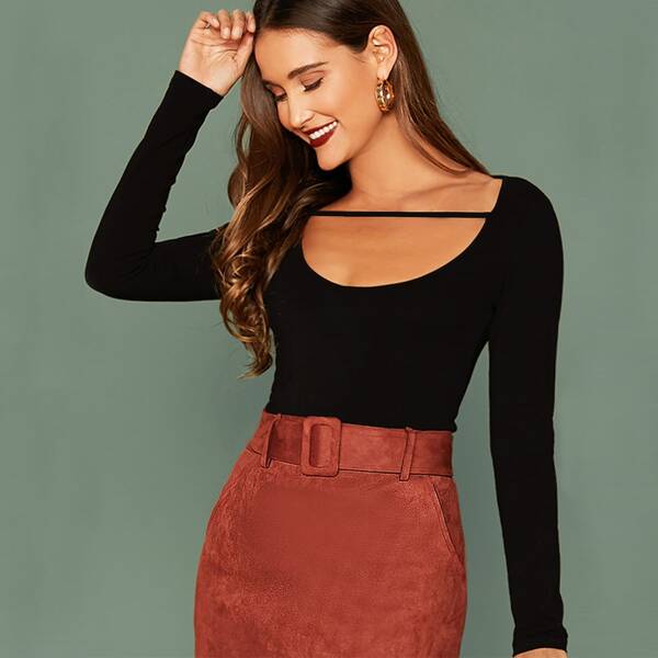 

Strappy Cutout Neck Solid Tee, Black