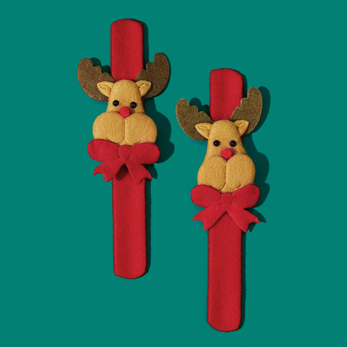 

2pcs Random Christmas Pops Circle Bracelet, Red