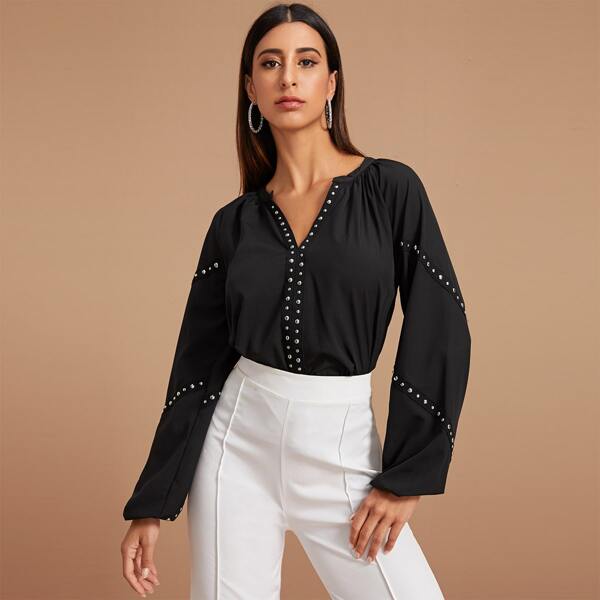 

Notch Collar Rivet Detail Blouse, Black