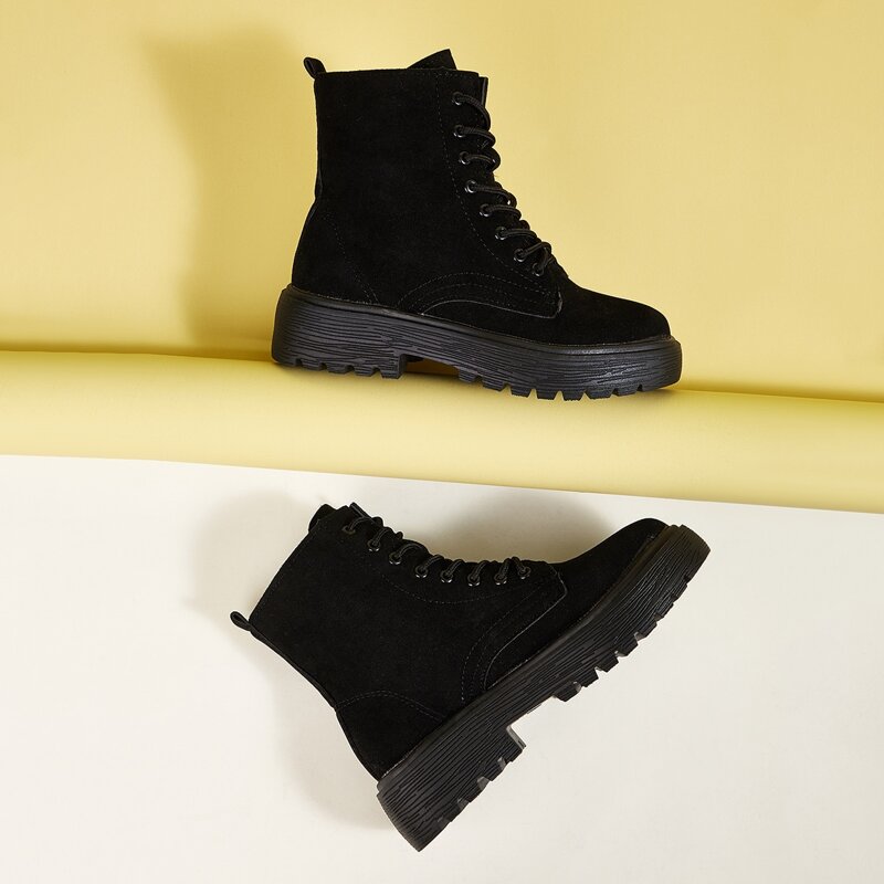 

Solid Lace-up Combat Boots, Black