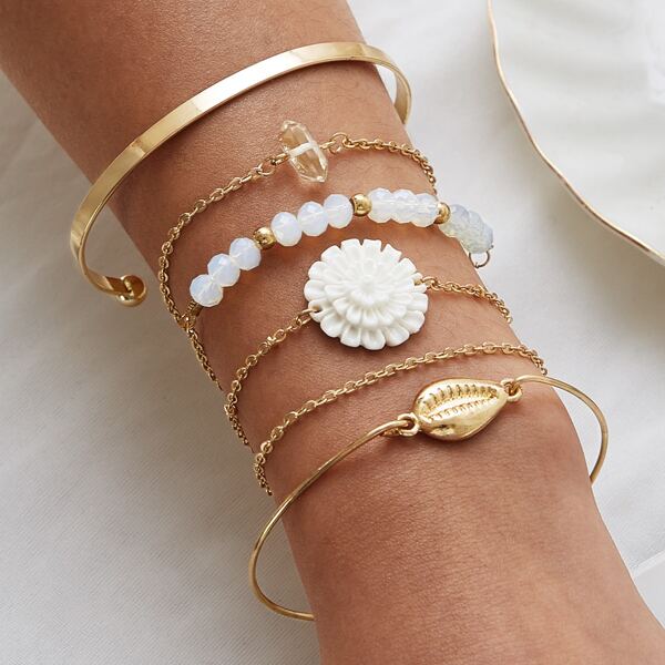 

6pcs Crystal Bead & Flower Decor Bracelet, Multicolor
