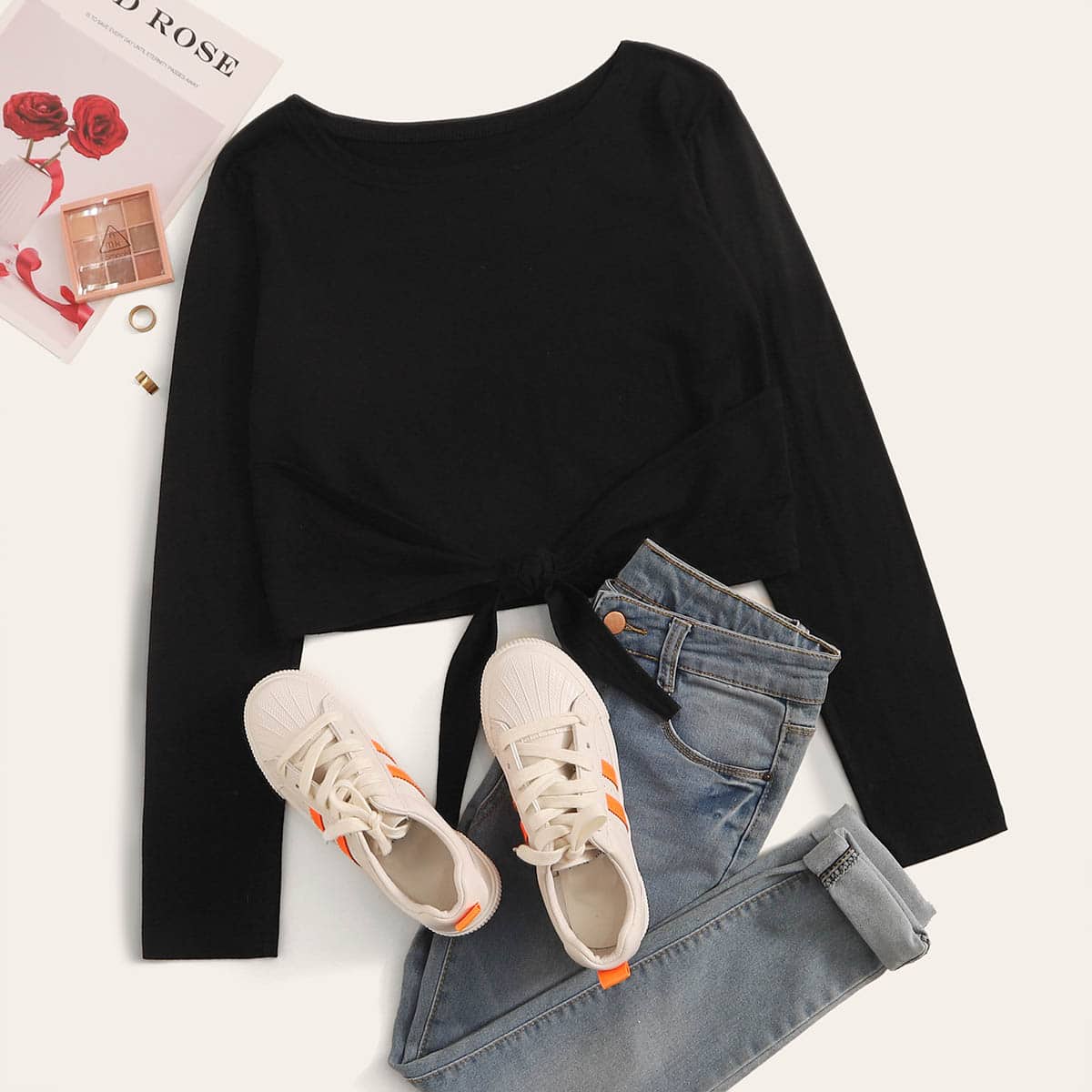 

Solid Knot Hem Crop Tee, Black