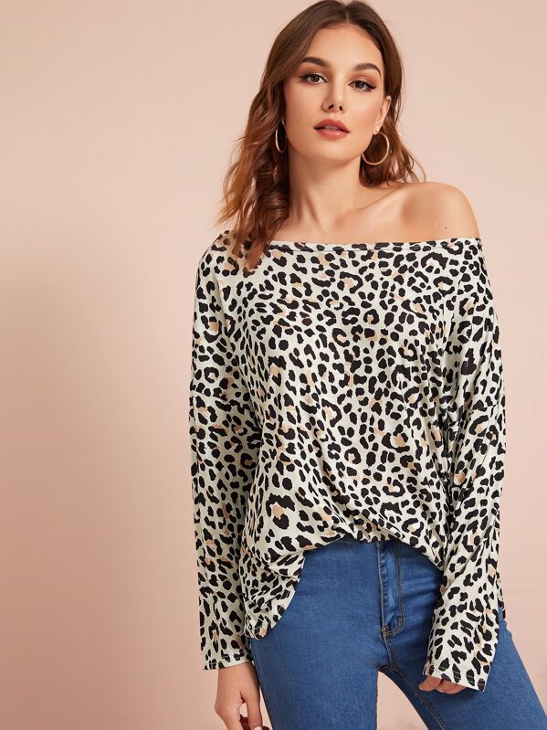 

Boat Neck Leopard Print Oversized Tee, Multicolor, Vlada