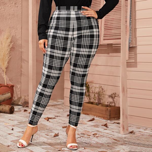 

Plus Elastic Waist Plaid Leggings, Black and white