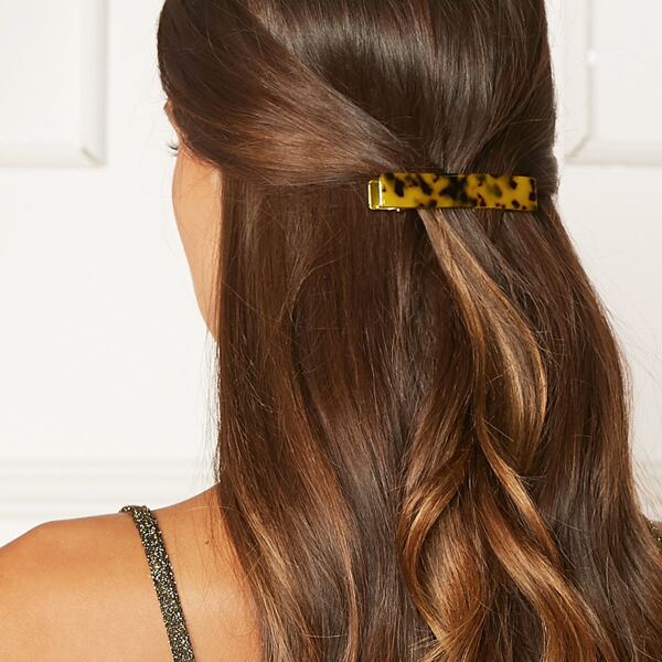 

Leopard Tortoise Detail Single Hair Clip