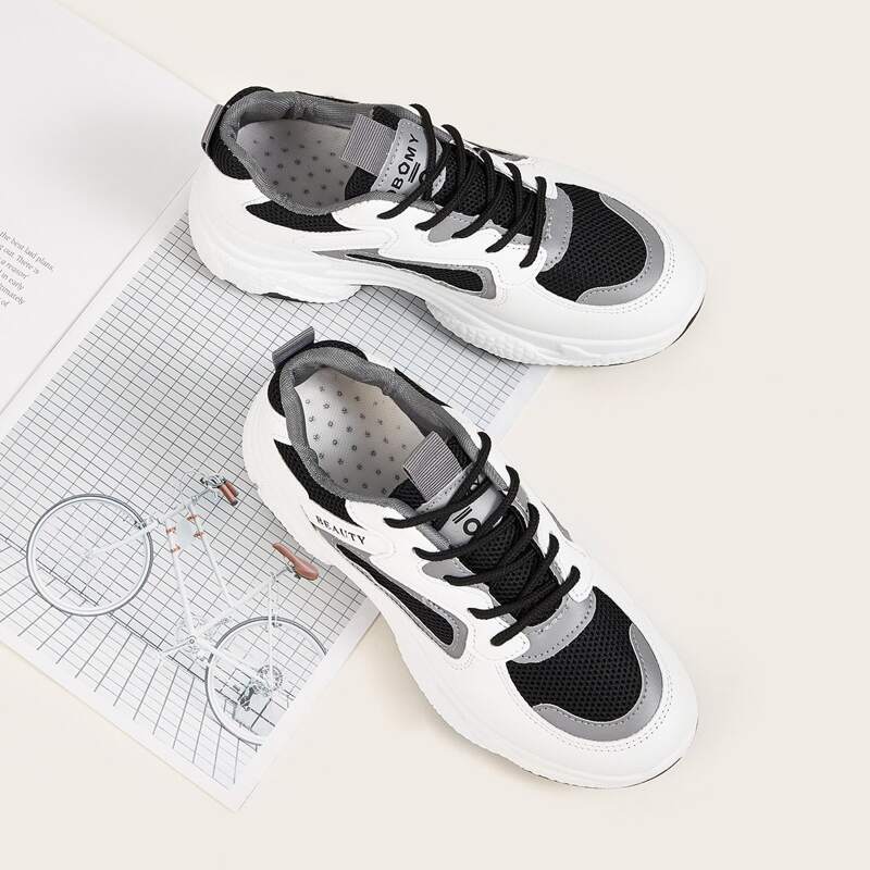 

Lace-up Chunky Sneakers, Black and white