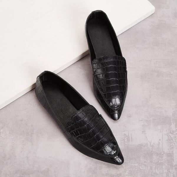 

Croc Embossed Point Toe Dress Shoes, Black