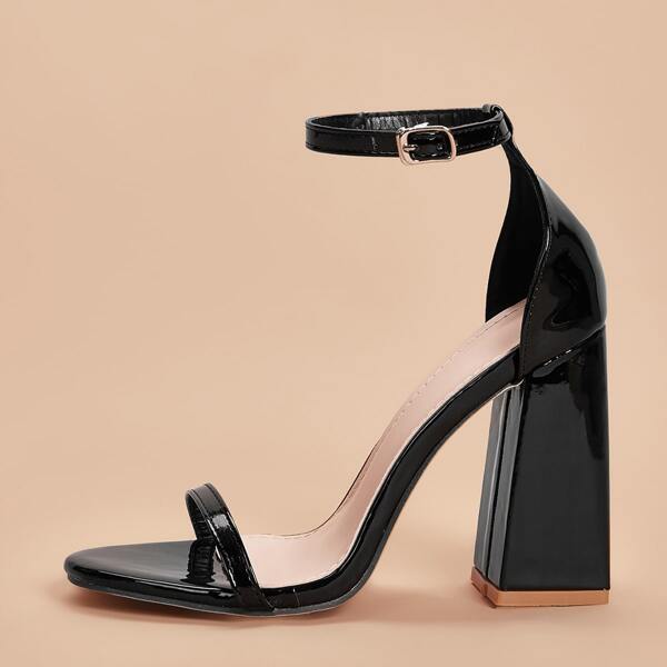 

Ankle Strap Chunky Heels, Black