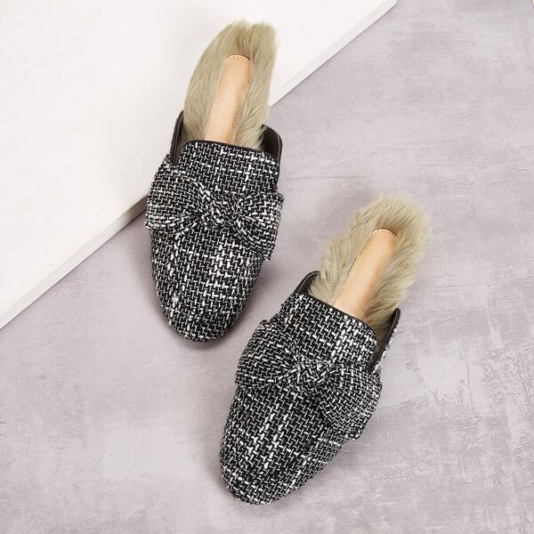 

Contrast Faux Fur Bow Decor Flat Mules, Black and white