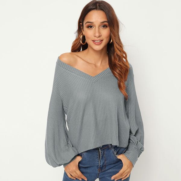 

Solid V-Neck Bishop Sleeve Slouchy Tee, Grey