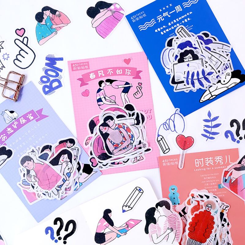 

45pcs Cartoon Figure Print Sticker