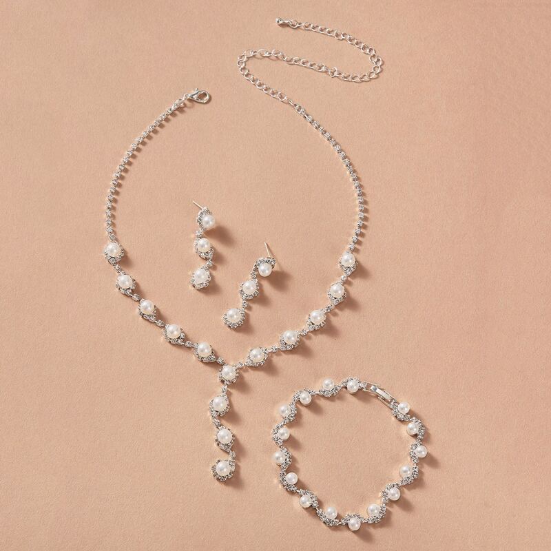 

4pcs Rhinestone & Pearl Decor Jewelry Set