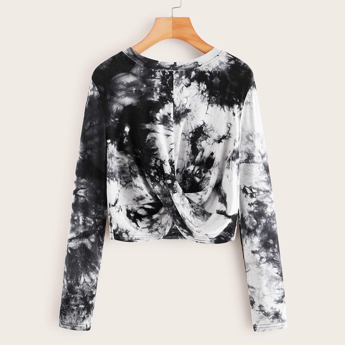 

Tie Dye Twist Front Crop Tee, Multicolor