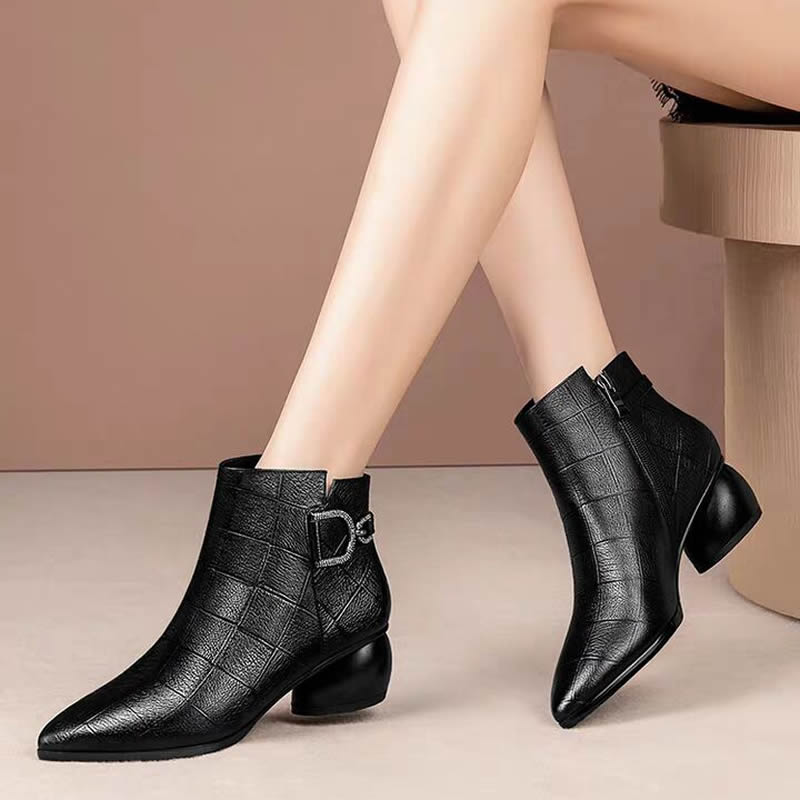 

Textured Side Zip Point Toe Boots, Black
