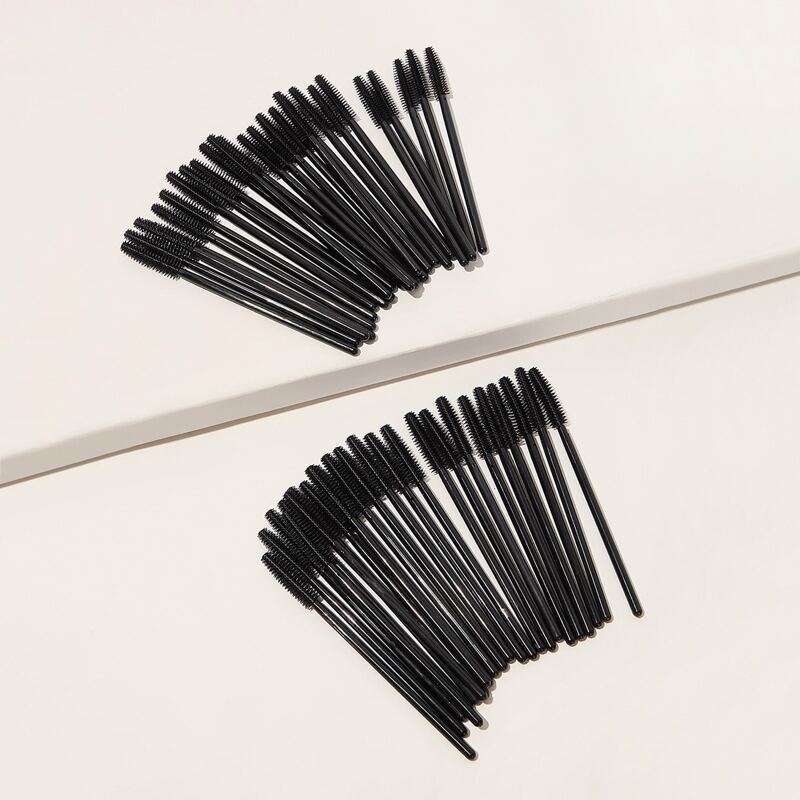 

50pcs Solid Eyelash Brush, Black