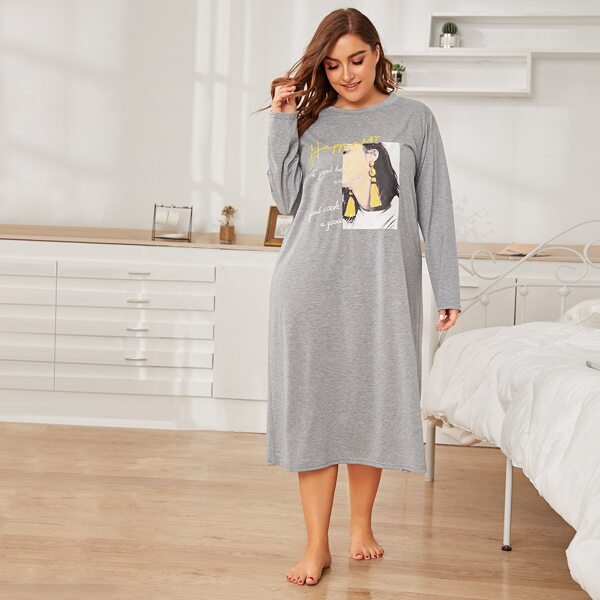 

Plus Figure Graphic Night Dress, Grey
