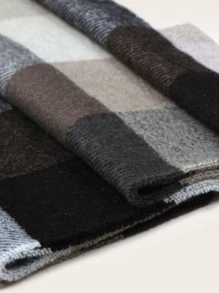 男款格紋紋路流蘇圍巾，休閒風格