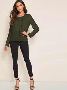 SHEIN Clasi Contrast Binding Keyhole Back Top - Army Green - View 3