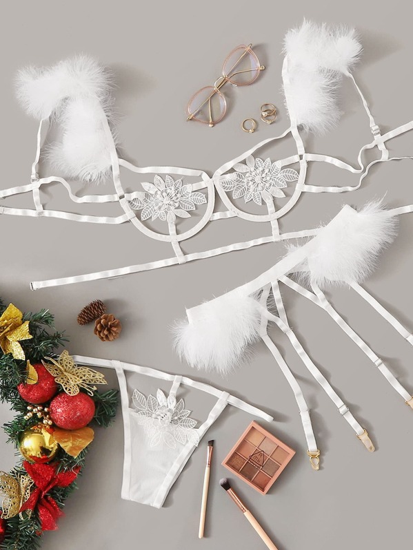 

Faux Fur Embroidery Mesh Underwire Garter Lingerie Set, White