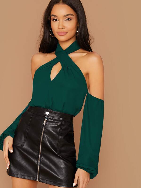 

Cutout Detail Crisscross Halter Top, Green, Juliette