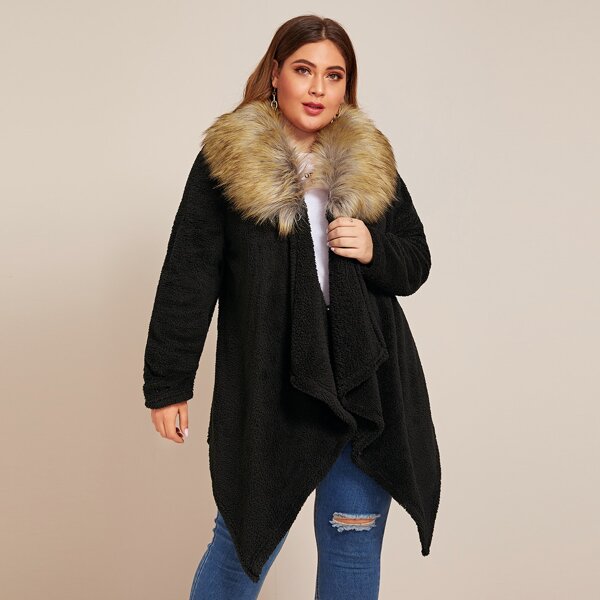 

Plus Fuzzy Collar Teddy Coat, Black