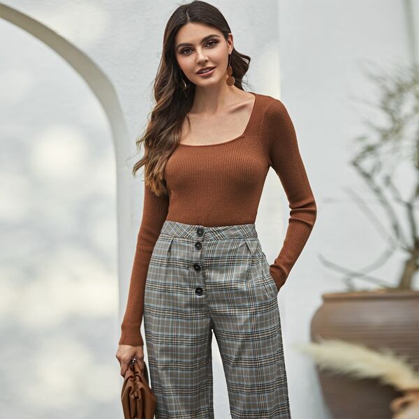 

Scoop Neck Fitted Knit Sweater, Brown