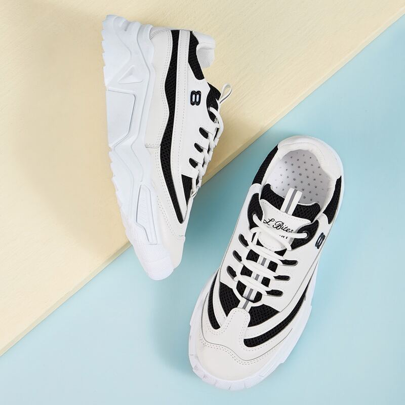 

Guys Contrast Lace-up Front Chunky Sole Trainers, White