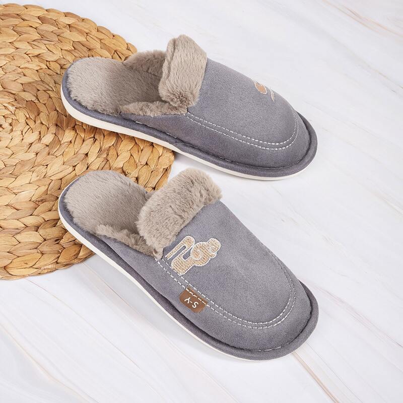 

Guys Fur Lined Embroidery Slippers, Grey