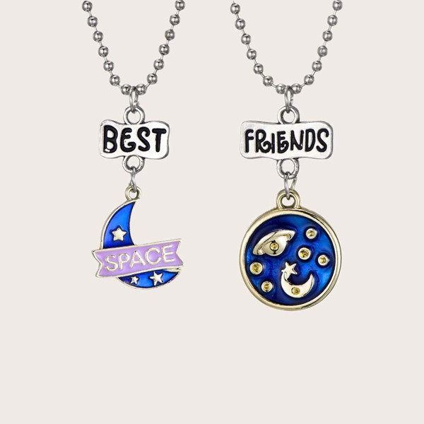 

2pcs Kids Letter Engraved Moon Charm Necklace, Multicolor