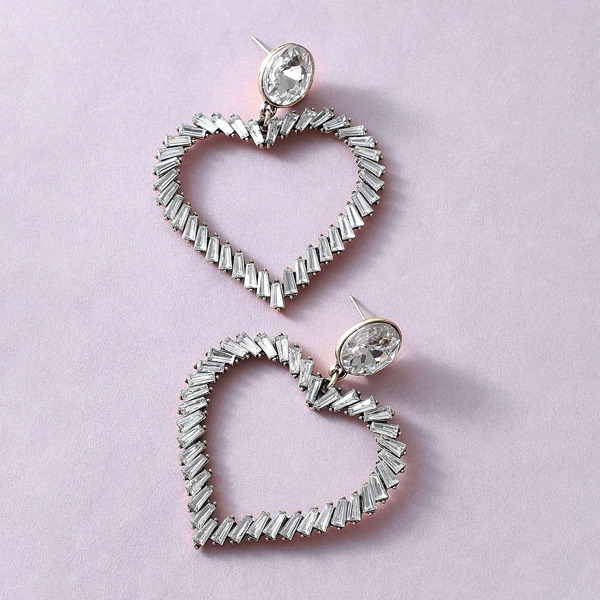 

1pair Rhinestone Engraved Heart Drop Earrings, Silver