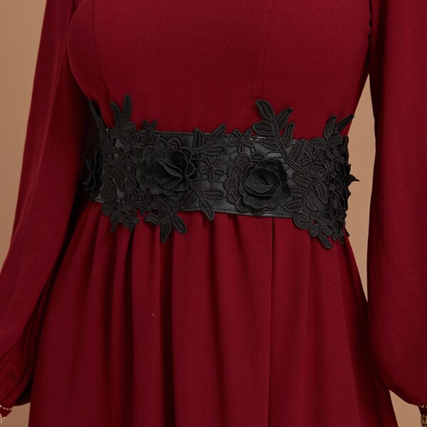 

Flower Decor Wide Belt, Black