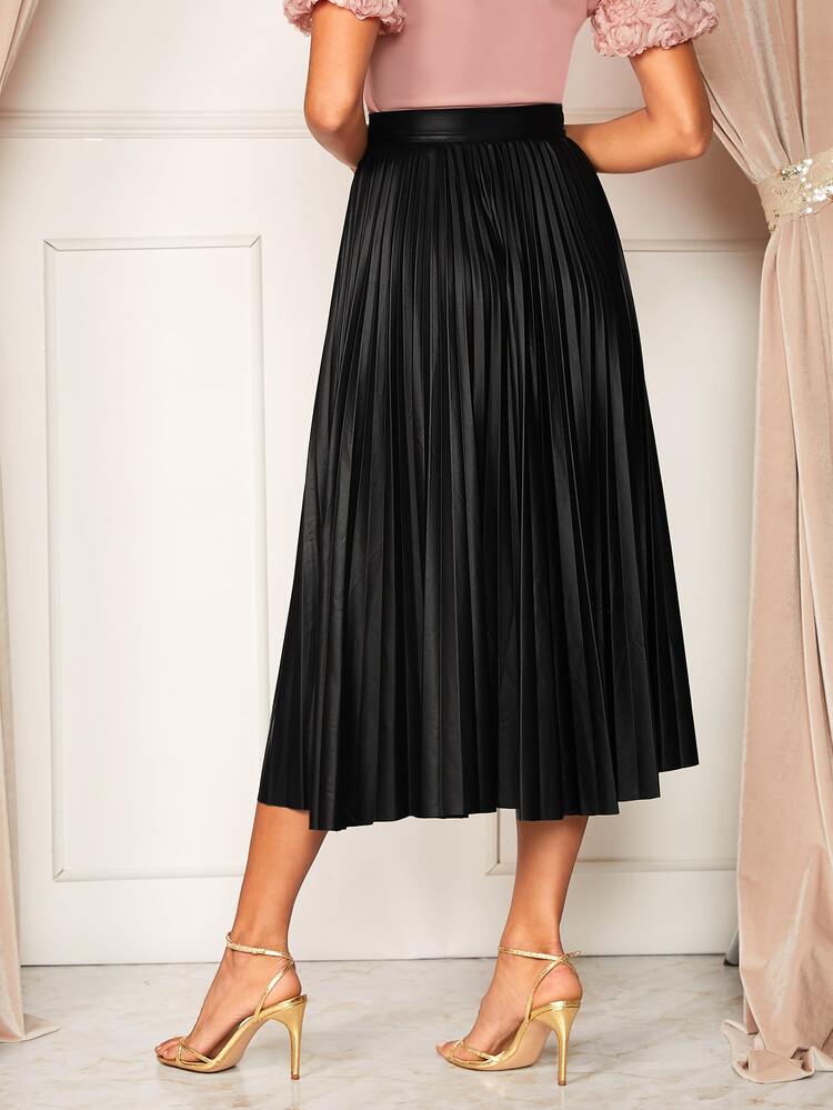 Zipper Detail Pleated Skirt