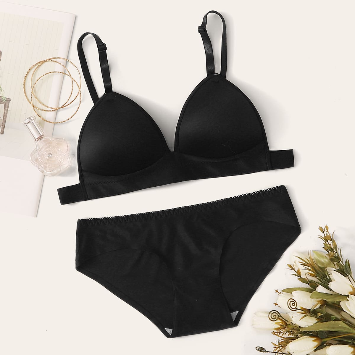 

Solid Adjustable Strap Lingerie Set, Black