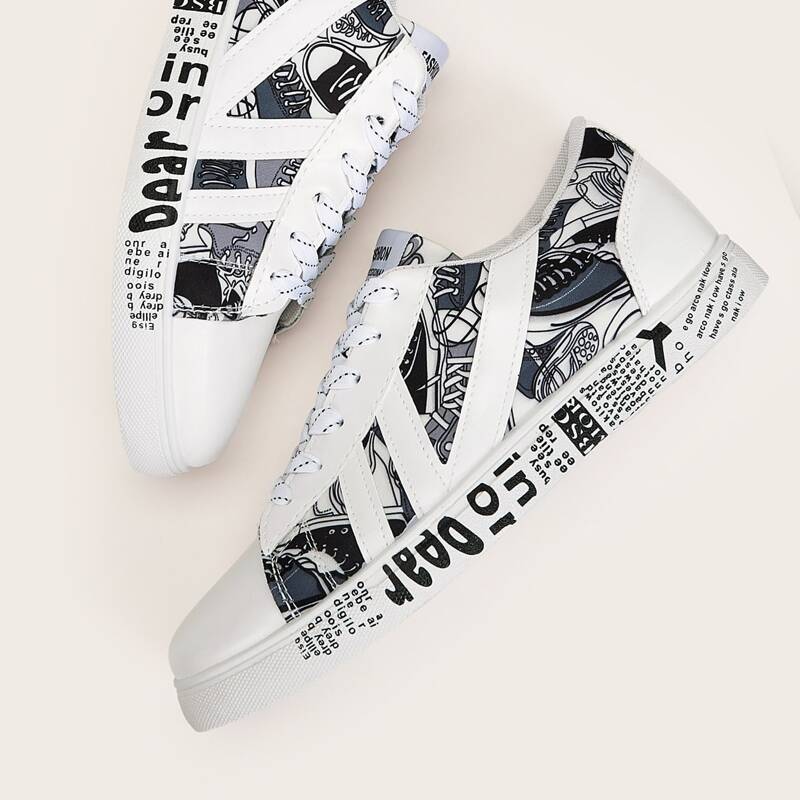 

Guys Letter Graphic Lace Up Sneakers, Multicolor