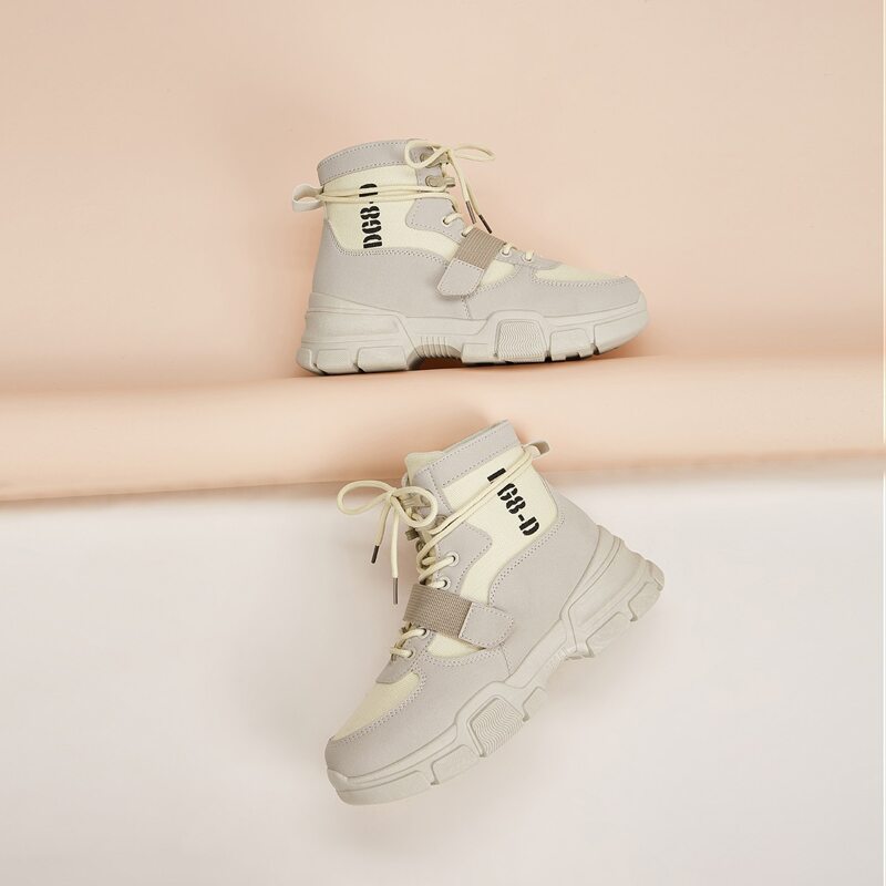 

Lace Up Platform Hiking Boots, Beige