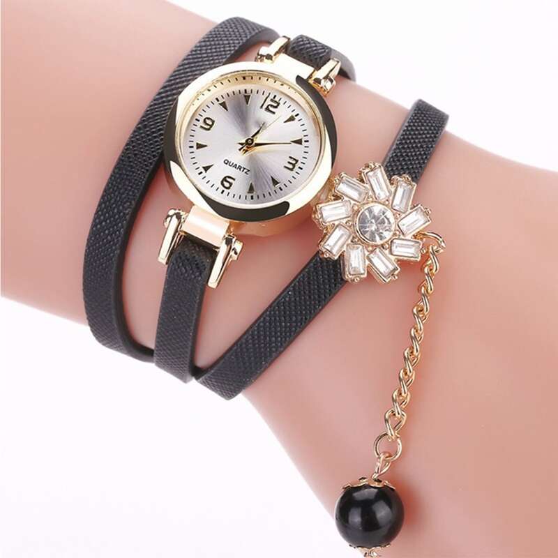 

Faux Pearl Pendant Flower Decor Wrap Bracelet Watch