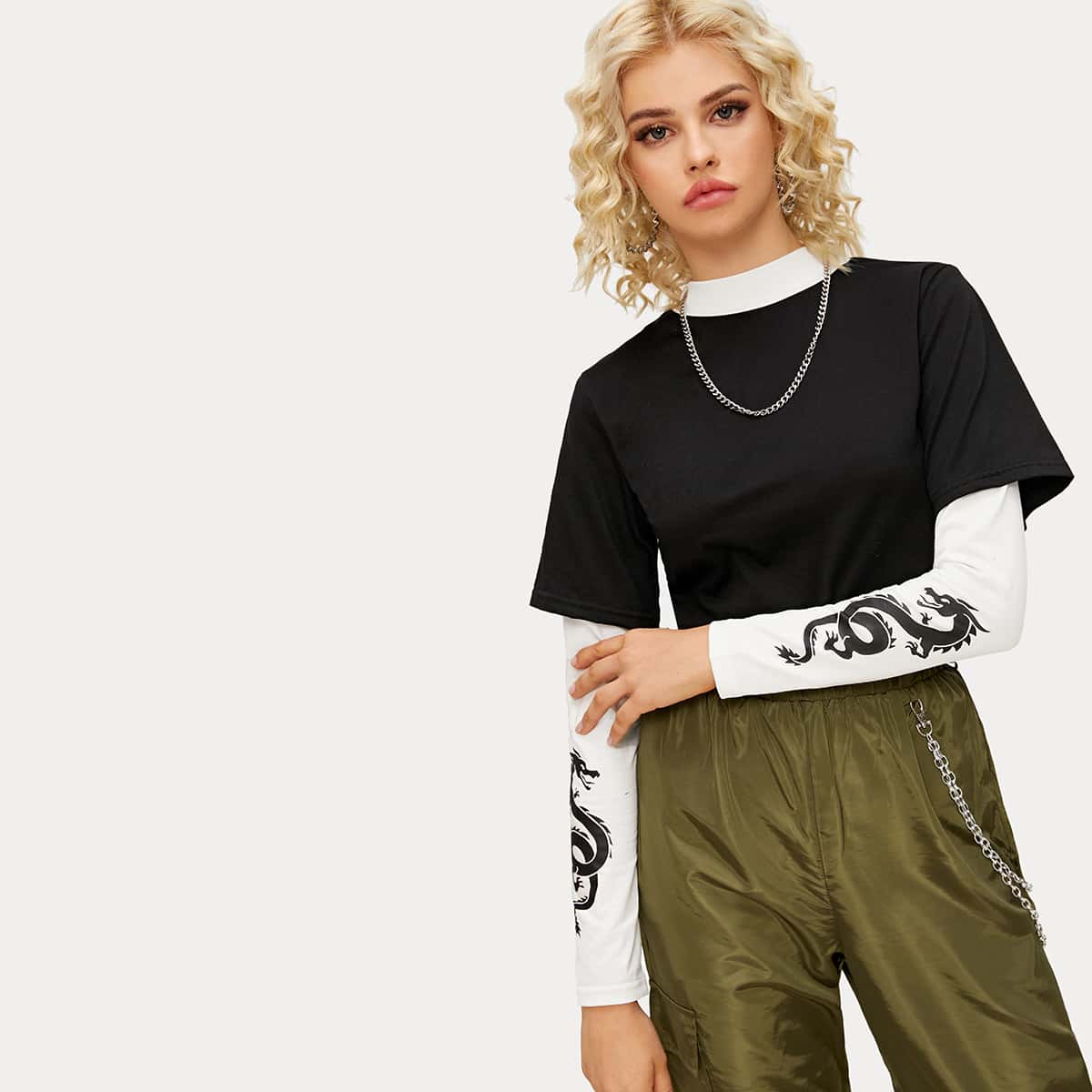 

Black & White 2 In 1 Dragon Print Crop Top, Black and white