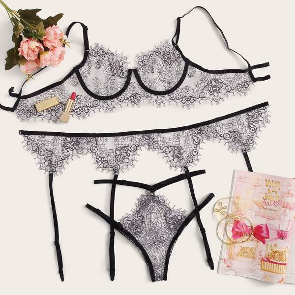 

Floral Lace Underwire Garter Lingerie Set, Grey
