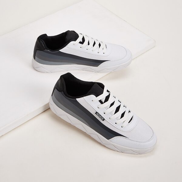 

Men Color Block Low Top Sneakers
